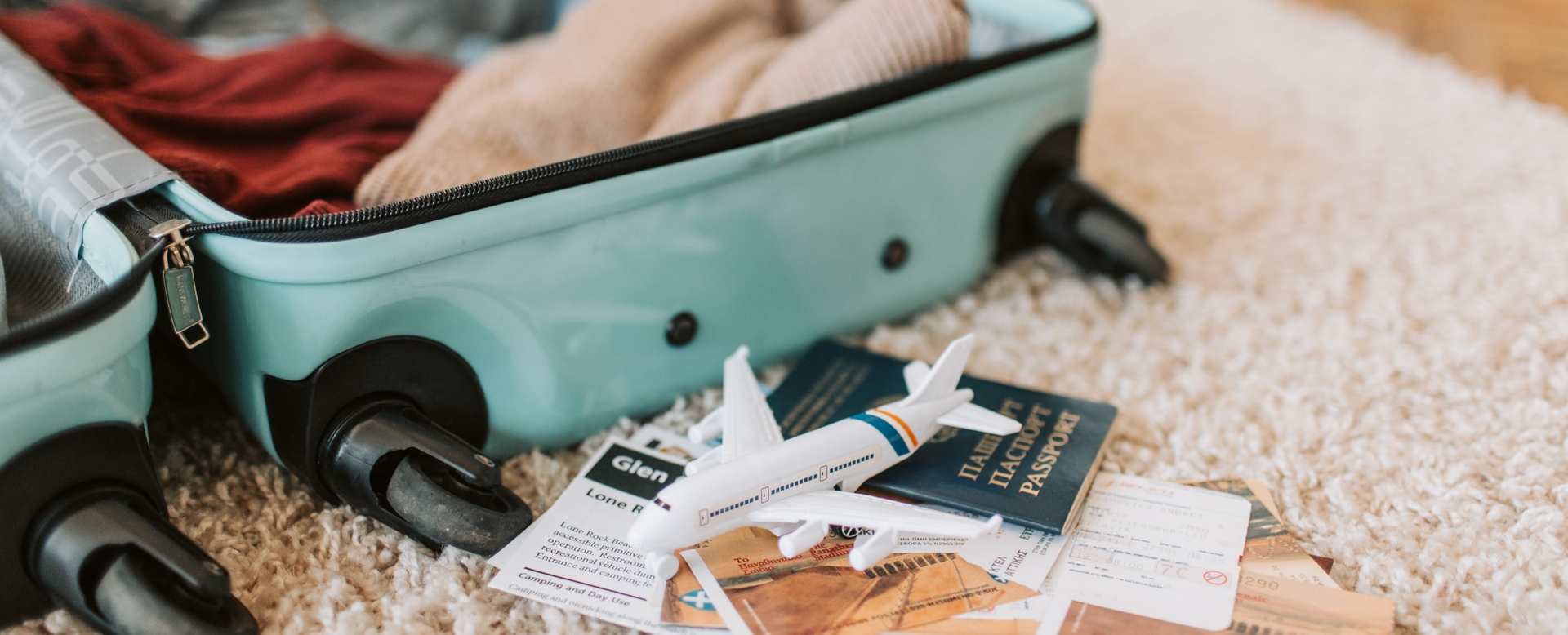 Que mettre dans sa valise pour un séjour au ski : la checklist simple et efficace